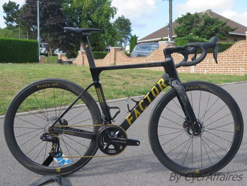 Factor OSTRO VAM Shimano Dura-Ace Di2 9270 2023 2023 Road & Gravel usato