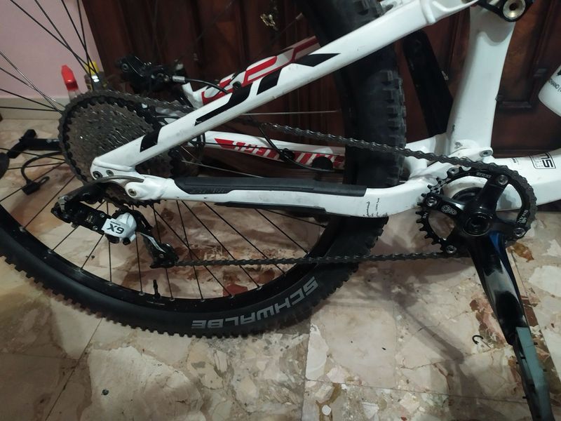 Specialized Camber Comp EVO 29 2014 2014 Mountainbike d'occasion — image 3 sur 11
