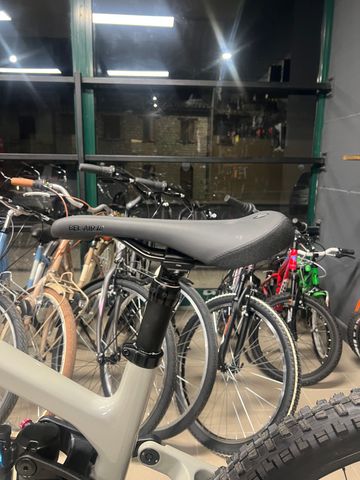 Używany Santa Cruz Vala 70 2026 Mountainbike — zdjęcie 4 z 6