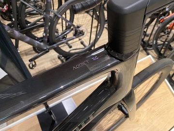 Brugt Scott Addict RC 30 2025 Road & Gravel — billede 8 af 9