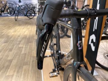 Brugt Scott Addict RC 30 2025 Road & Gravel — billede 7 af 9