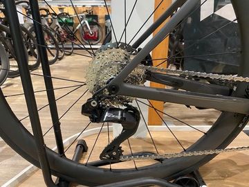 Brugt Scott Addict RC 30 2025 Road & Gravel — billede 6 af 9