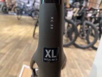 Used Scott Addict RC 30 2025 Road & Gravel, Black — image 9 of 9