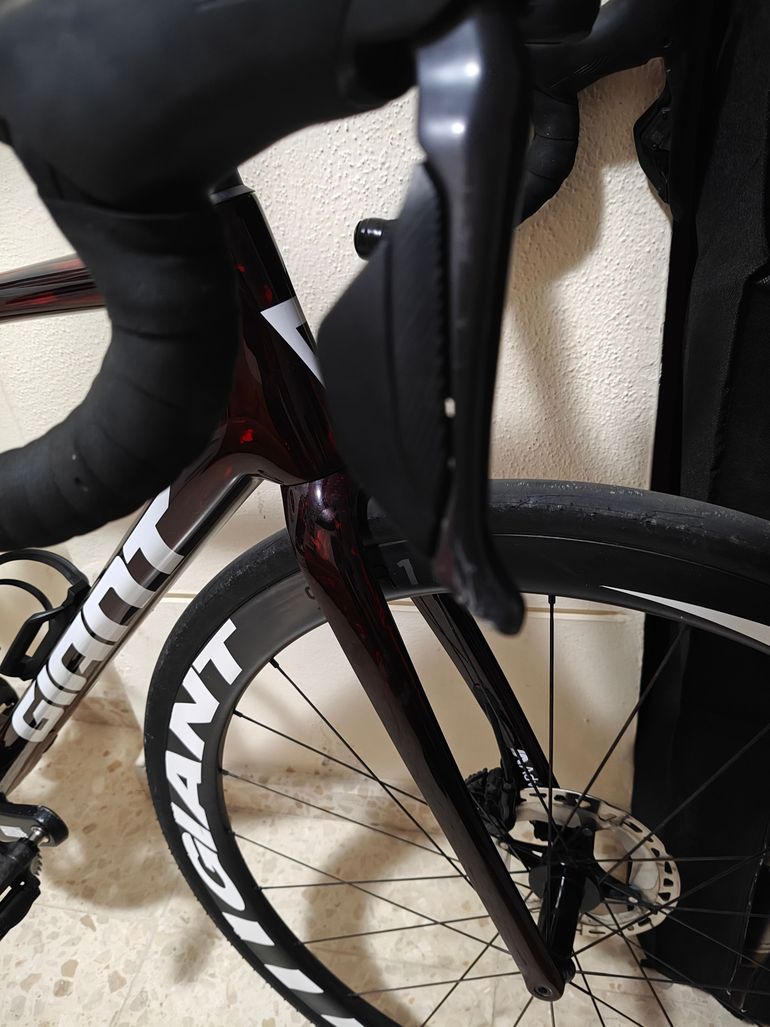 Used Giant TCR Advanced Pro 0 Di2 Ultegra 2022 Road & Gravel, Rojo — image 9 of 11