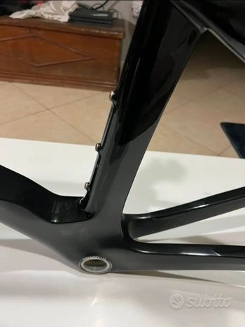 Used Pinarello DOGMA F RED ETAP AXS Disc 2023 Frameset 2023 Road & Gravel, Black — image 4 of 6