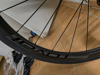 Used Specialized S-Works Tarmac SL7 - Shimano Dura-Ace Di2 2023 2023 Road & Gravel, Morado — image 10 of 11