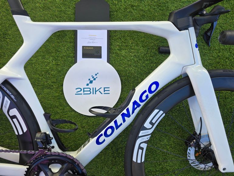 Used Colnago Colnago Y1rs Ultegra 12V Di2 Enve 4.5 SES 2026 Road & Gravel, White — image 4 of 17