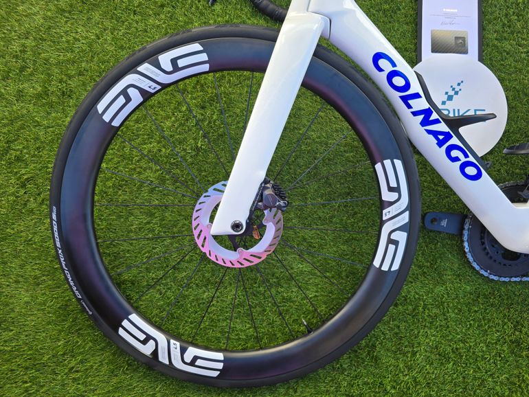 Used Colnago Colnago Y1rs Ultegra 12V Di2 Enve 4.5 SES 2026 Road & Gravel, White — image 11 of 17