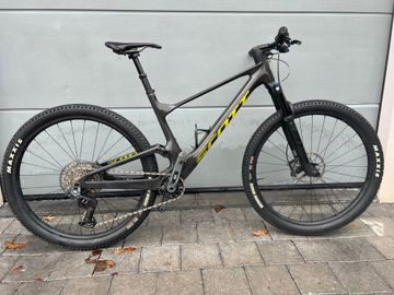 Brugt Scott Spark RC Team Issue TR 2024 2024 Mountainbike — billede 1 af 5
