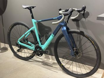 Bianchi Arcadex GRX 2023 Road & Gravel usato, Blu — immagine 6 di 7