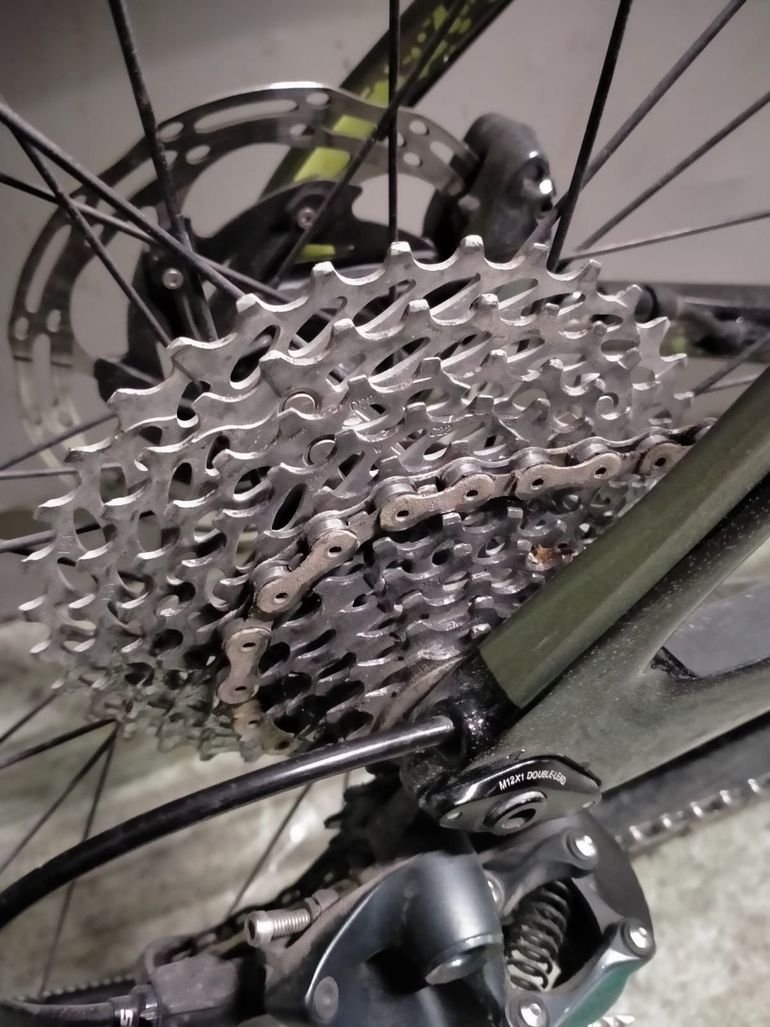 Used Cannondale Supersix SRAM Force eTap AXS 2024 Road & Gravel, Black — image 9 of 23