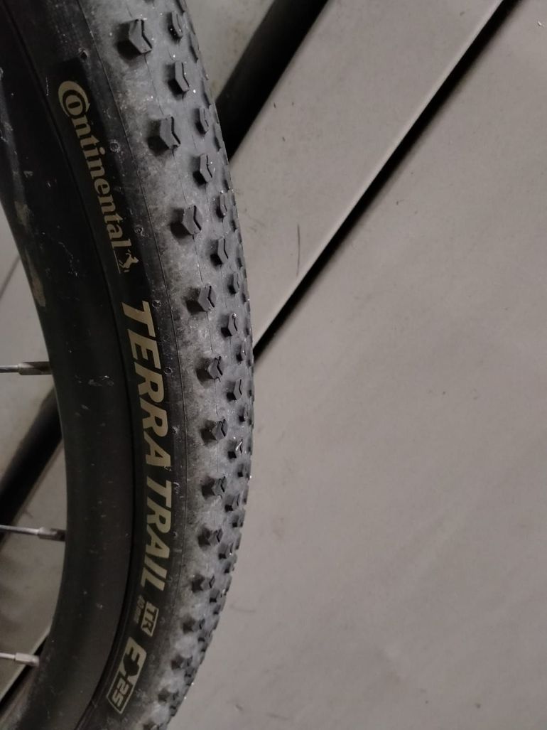 Used Cannondale Supersix SRAM Force eTap AXS 2024 Road & Gravel, Black — image 17 of 23