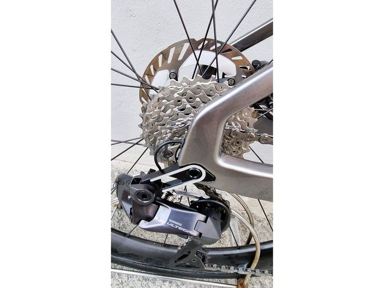 Merida Reacto 8000 Ultegra Di2 - 2025 2025 Road & Gravel usato, Grigio chiaro — immagine 5 di 13