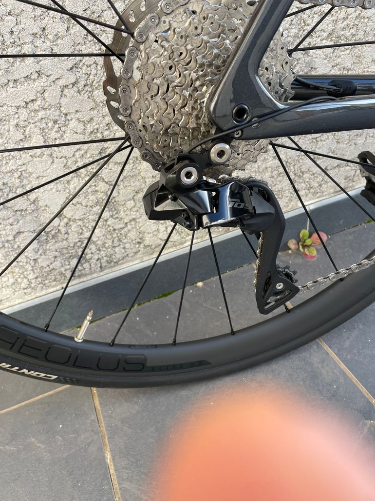 Used Trek EMONDA 6 SL PRO DISC DI2 2023 2023 Road & Gravel, Black — image 4 of 5