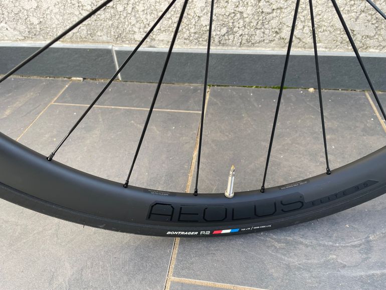 Used Trek EMONDA 6 SL PRO DISC DI2 2023 2023 Road & Gravel, Black — image 5 of 5
