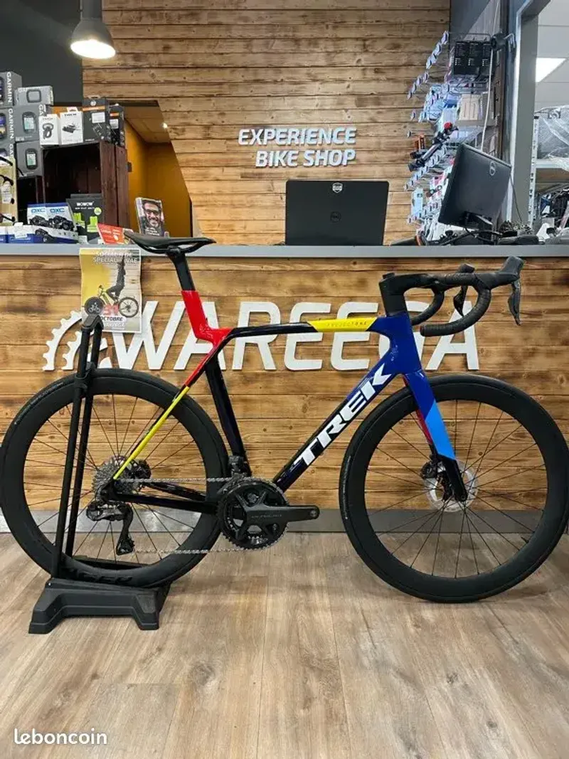 Trek Madone SLR 7 Gen 8 2025 2025 Road & Gravel usato