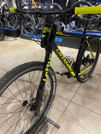 Used Cannondale F-Si 1 2017 2017 Mountainbike, Black, 27.5 — image 7 of 9
