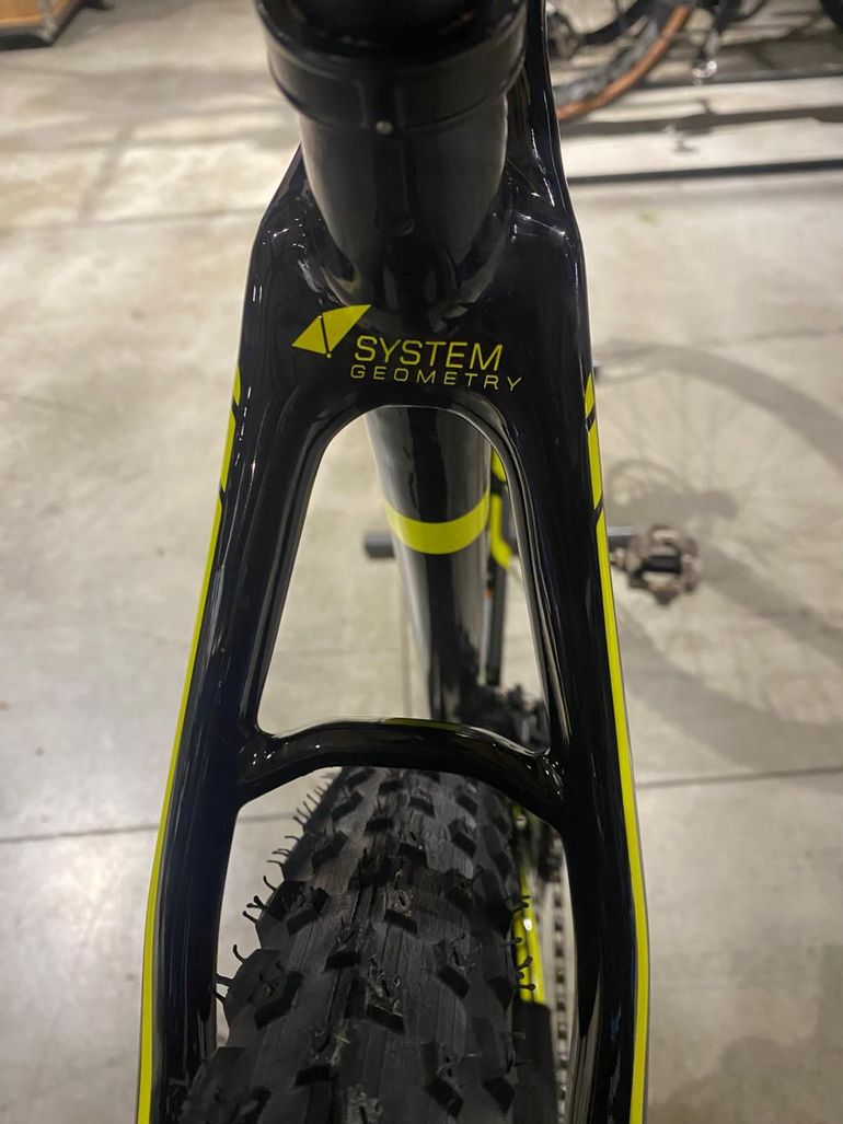 Used Cannondale F-Si 1 2017 2017 Mountainbike, Black, 27.5 — image 6 of 9