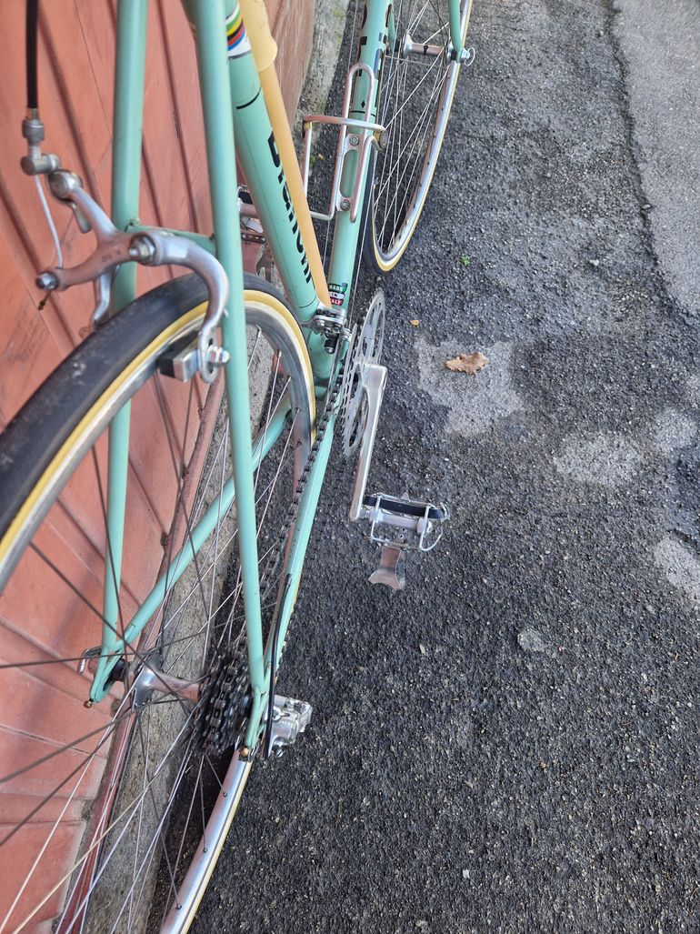 Used Bianchi Bicicletta Bianchi Eroica/Vintage  (Anni '70-’80) 1970 Road & Gravel, Hellgrau — image 8 of 12