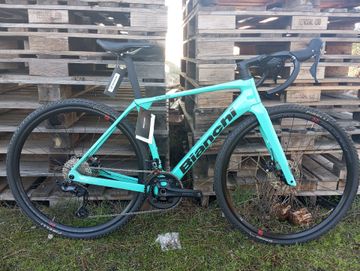 Bianchi Impulso COMP GRX 610 disc 2023 2023 Road & Gravel usato