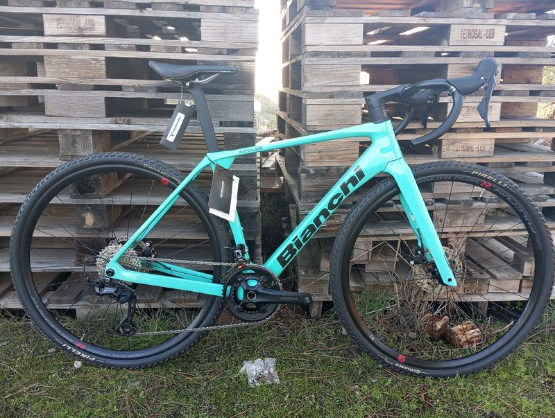 Bianchi Impulso COMP GRX 610 disc 2023 2023 Road & Gravel d'occasion