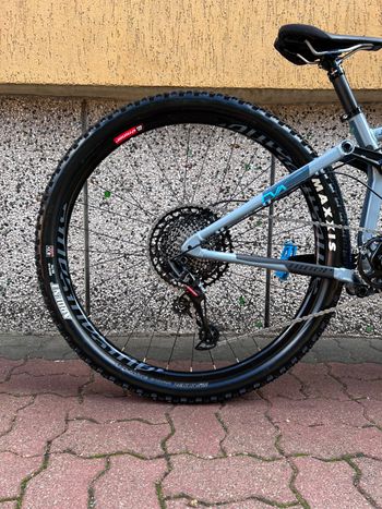 Used Niner JET 9 - 2-Star NX Eagle - 29 2019 2019 Mountainbike, Light Gray, 27.5, 29 — image 21 of 25