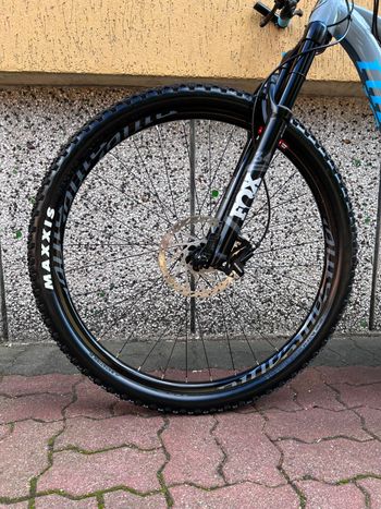 Used Niner JET 9 - 2-Star NX Eagle - 29 2019 2019 Mountainbike, Light Gray, 27.5, 29 — image 17 of 25