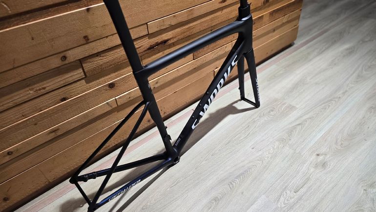 Used Specialized S-Works Tarmac SL8 – SRAM RED AXS 2025 Frameset 2025 Road & Gravel — image 2 of 5