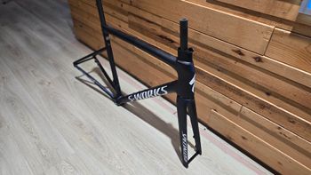 Used Specialized S-Works Tarmac SL8 – SRAM RED AXS 2025 Frameset 2025 Road & Gravel — image 5 of 5