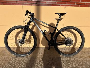 Used MMR RAKISH LTD 2021 2021 Mountainbike, Light Gray, 29 — image 1 of 5