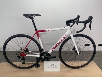 Brugt Ridley Helium Disc - Shimano 105 2x11sp 2023 2023 Road & Gravel