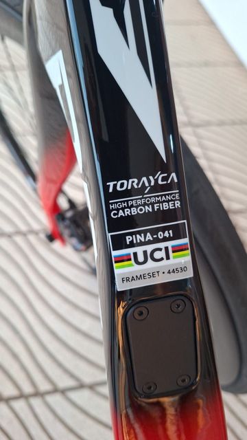 Used Pinarello F 2025 Road & Gravel, Red — image 15 of 16