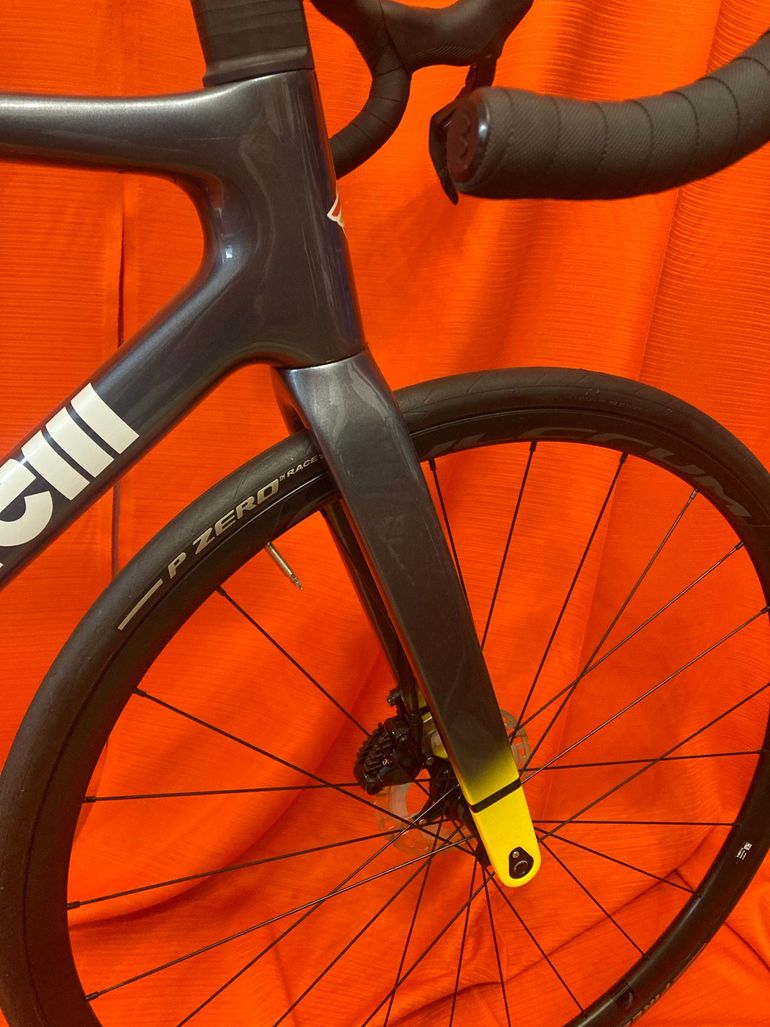 Brugt Cinelli Pressure Shimano 105 Di2 2024 Road & Gravel — billede 12 af 26