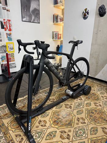 Trek, Madone SLR 7 eTap 2021
