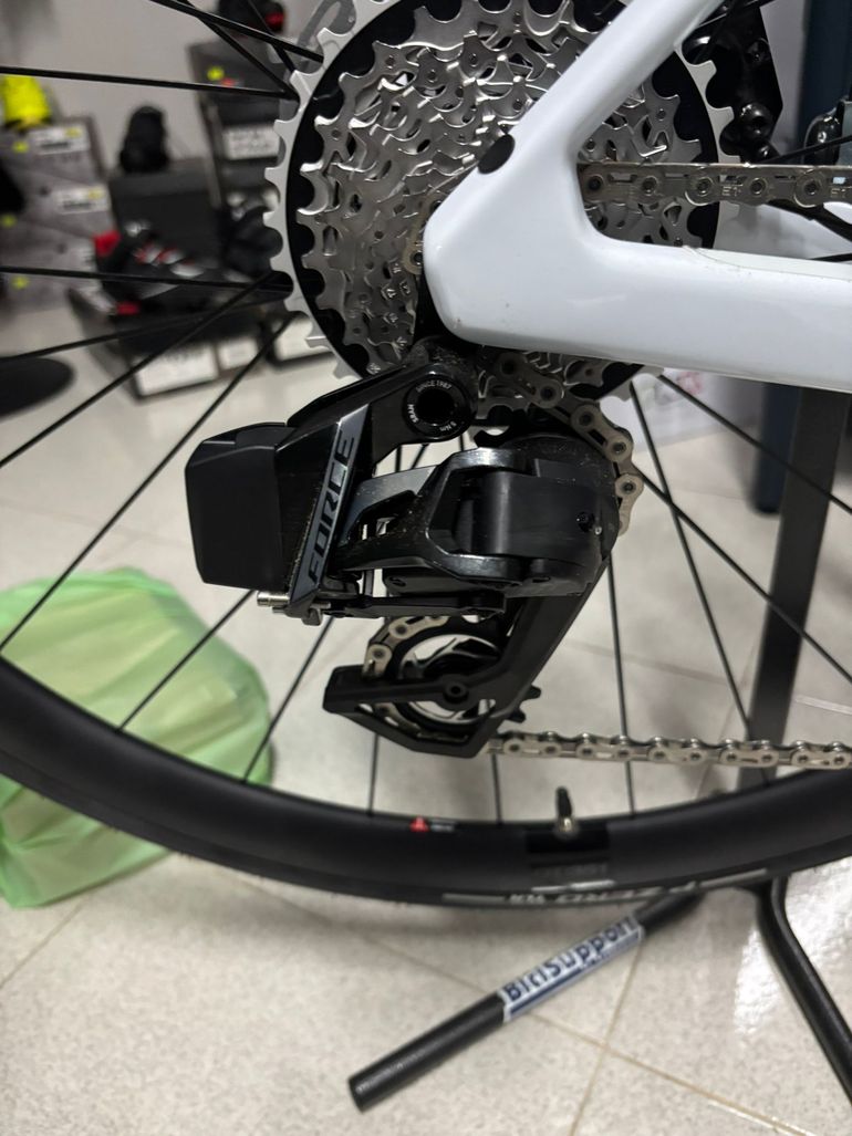 Used BMC TEAMMACHINE SLR ONE AXS 2026 Road & Gravel — image 4 of 7