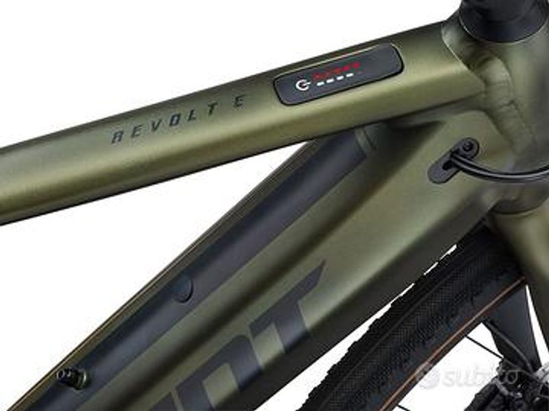 Used Giant Revolt E+ 1 2025 Road & Gravel, Green — image 6 of 6