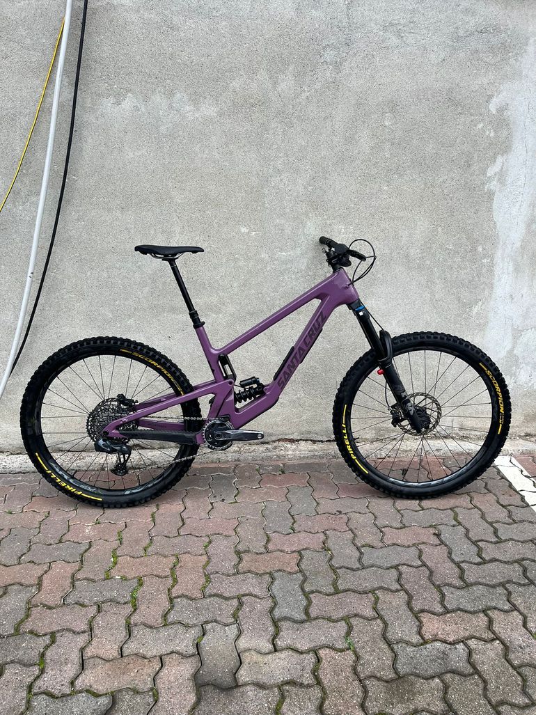 Used Santa Cruz MEGATOWER GX AXS / Carbon C 2025 2025 Mountainbike, Violett, 29 — image 1 of 9
