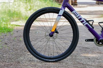 Used BMC Kaius 01 THREE 2024 2024 Road & Gravel, Purple — image 9 of 17