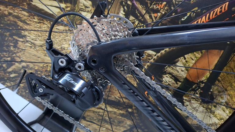 Used Specialized Tarmac SL7 Sport - Shimano 105 2024 2024 Road & Gravel, Negro — image 6 of 14
