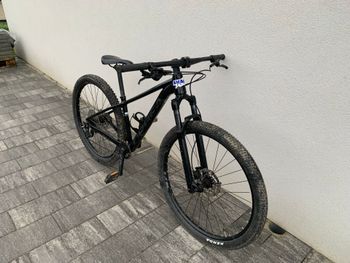 Used Orbea ONNA 20 2023 2023 Mountainbike, Black, 27.5, 29 — image 5 of 9