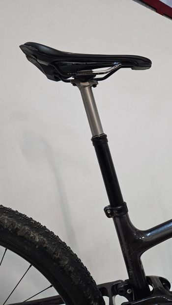 Used Giant Advanced Pro 29 2022 2022 Mountainbike — image 6 of 7
