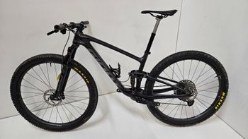 Used Giant Advanced Pro 29 2022 2022 Mountainbike — image 2 of 7