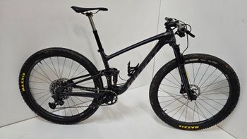 Used Giant Advanced Pro 29 2022 2022 MTB