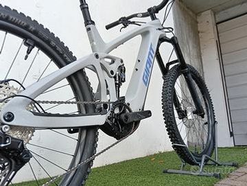 Brugt Giant Reign E+2 2026 Mountainbike — billede 5 af 10