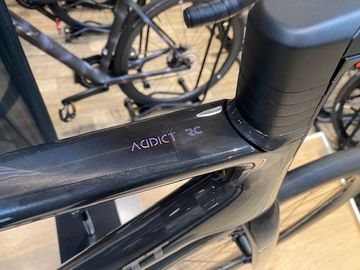 Gebrauchtes Scott Addict RC 30 2025 Road & Gravel, Schwarz — Bild 7 von 8