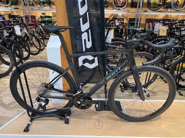 Gebrauchtes Scott Addict RC 30 2025 Road & Gravel