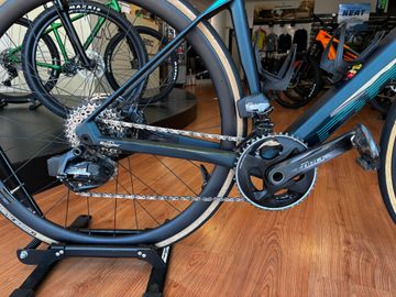 Used BMC Roadmachine AMP ONE 2023 2023 Road & Gravel, Blue — image 3 of 9