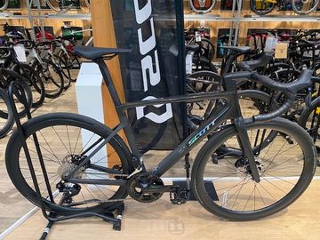 Gebrauchtes Scott Addict RC 30 2025 Road & Gravel