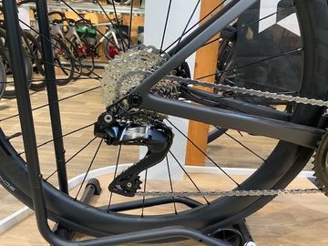 Scott Addict RC 30 2025 Road & Gravel d'occasion — image 6 sur 8