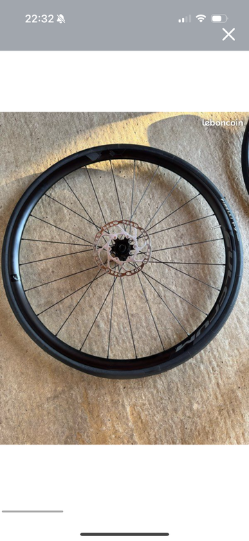 Used Colnago V3 2023 Road & Gravel, White — image 3 of 3